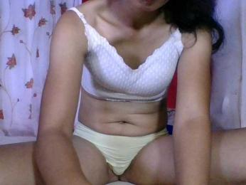 Bellah-Nastia webcam model stream image