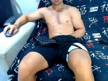 hugo_19cm webcam model stream image