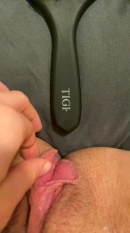 universitygirl webcam model stream image