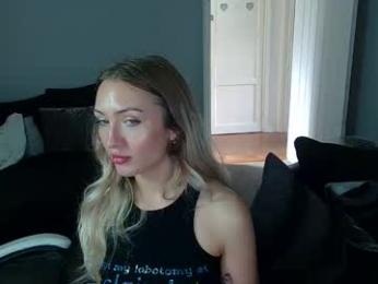 red_firesquirt webcam model stream image