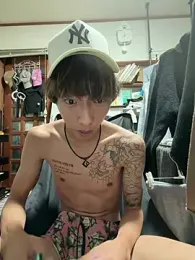 kshu420 webcam stripchat model stream image