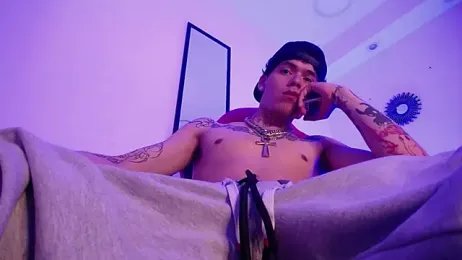 Anhonymus_ webcam model stream image