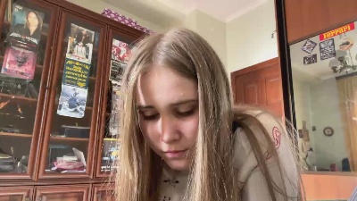 InezMorawa webcam model stream image