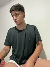 Tavinho067 webcam model stream image