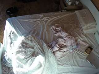 voyeurcam-julmodels-whitebed-3 webcam model stream image