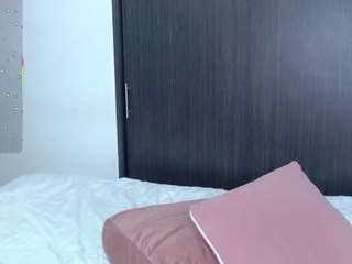 saraajhones webcam model stream image