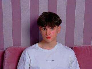 Armand Bubka webcam model stream image