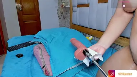 _kaarla_ webcam model stream image