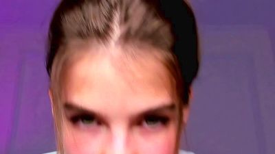 Adrialii webcam model stream image