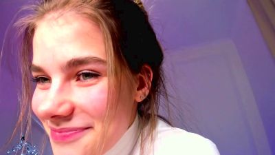 Adrialii webcam model stream image