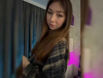 ShyAlya webcam model stream image