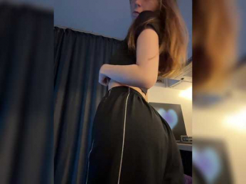 ShyAlya webcam model stream image