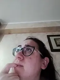 Dolcecurvy webcam model stream image
