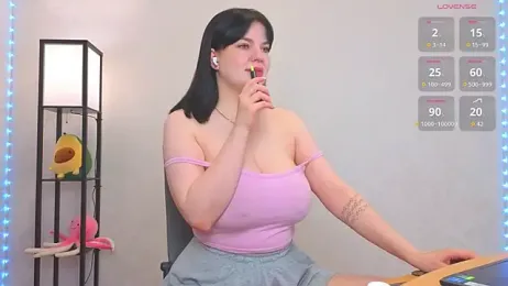 LovlyBambi webcam model stream image