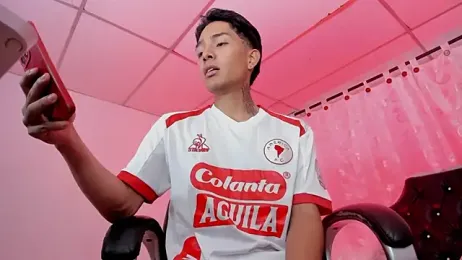 Hunteer_Boy webcam stripchat model stream image