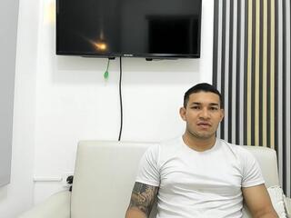 Venedic Bull webcam model stream image