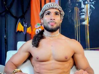 Summy Hattaway webcam model stream image