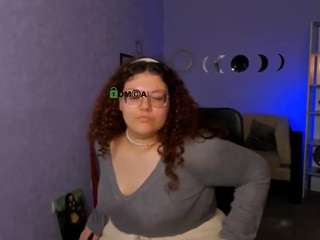 loya-best webcam model stream image