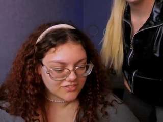 loya-best webcam camsoda model stream image