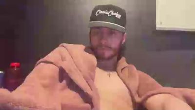 Tallhungcloudy webcam model stream image