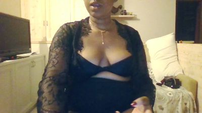 merychloe webcam model stream image