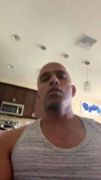 Beachmusclefit webcam model stream image