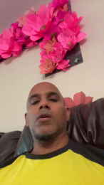 Beachmusclefit webcam model stream image