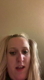 Kelkelly webcam model stream image