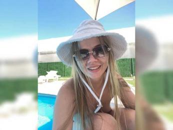 CarrieBradshaw webcam model stream image