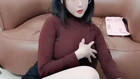 Hoa_Rosy22 webcam model stream image