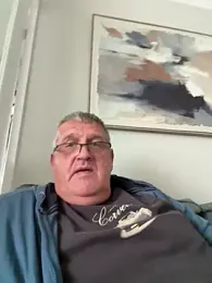 Daddystrokes4u webcam model stream image