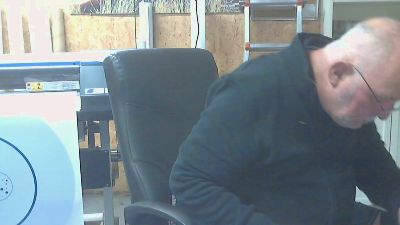 usualbear webcam model stream image