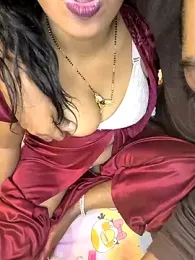 Kissing_Couple webcam model stream image