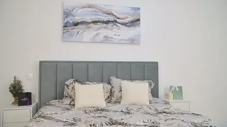 IrisMonn webcam model stream image