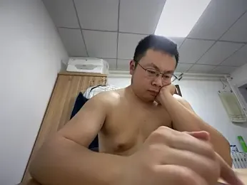 leomo webcam model stream image