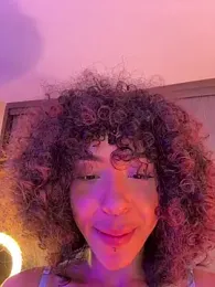 OSHUN_ webcam model stream image