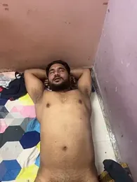 TippedSlowing webcam model stream image