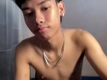 leo_hottiesexyasian webcam model stream image