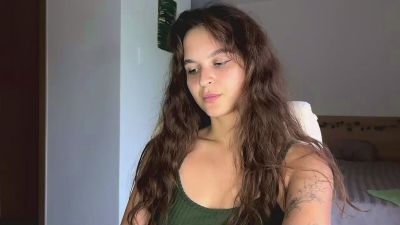 CyrstalShen webcam cam4 model stream image
