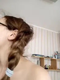 DienkaGreen webcam model stream image