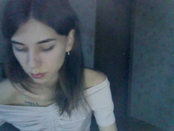 Kiitaa webcam bongacams model stream image