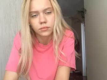 kristifelicien webcam model stream image