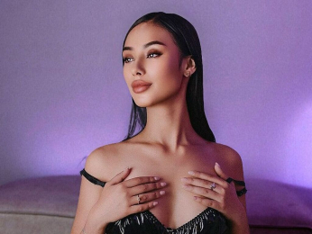 LyaRoberts webcam model stream image