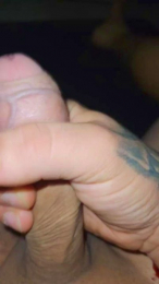 Unknown9437 webcam model stream image