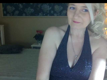 Mellica webcam model stream image