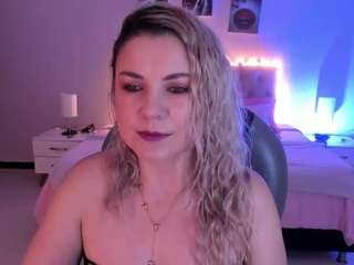 violeta-hotter webcam model stream image