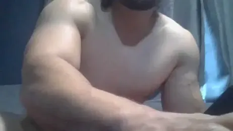 Mclozzz webcam model stream image