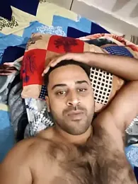 ITZ_GURU webcam model stream image