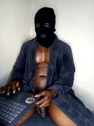 BlackCockPleaser webcam model stream image