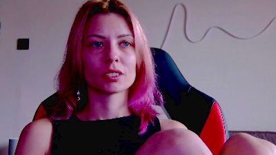 Karoline121 webcam model stream image